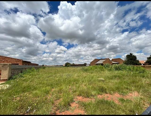 LAND FOR SALE IN WELGEDACHT